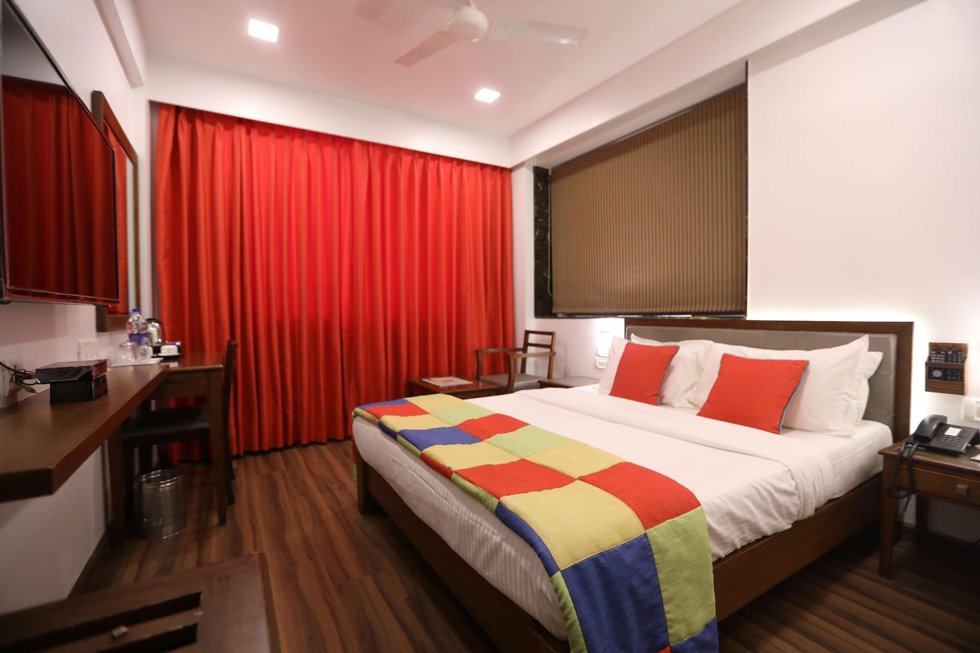 Citizen Hotel Мумбаи Экстерьер фото