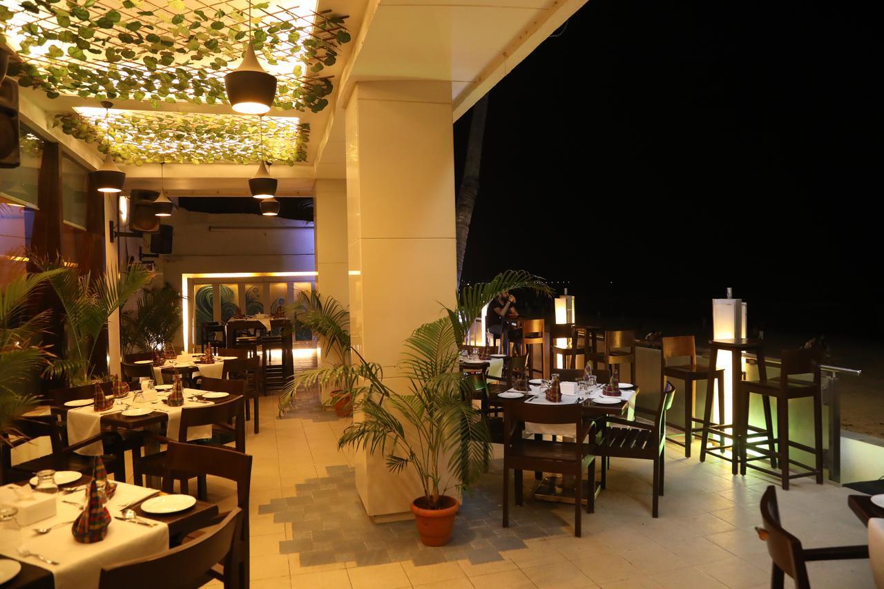 Citizen Hotel Мумбаи Экстерьер фото