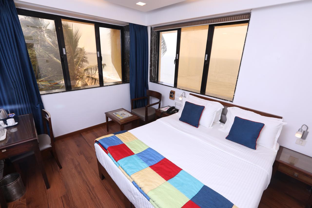 Citizen Hotel Мумбаи Экстерьер фото